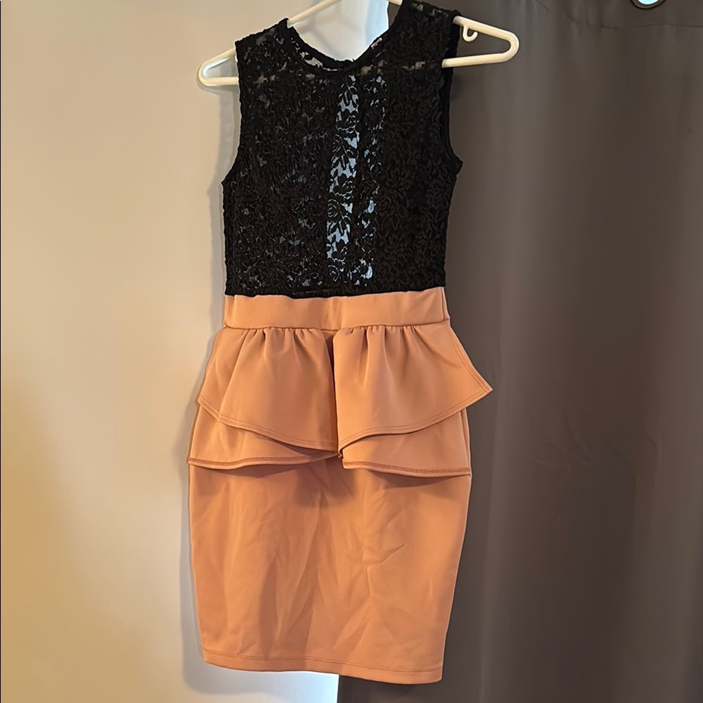 2/$25 Elegant Black and Peach Lace Peplum Skirt